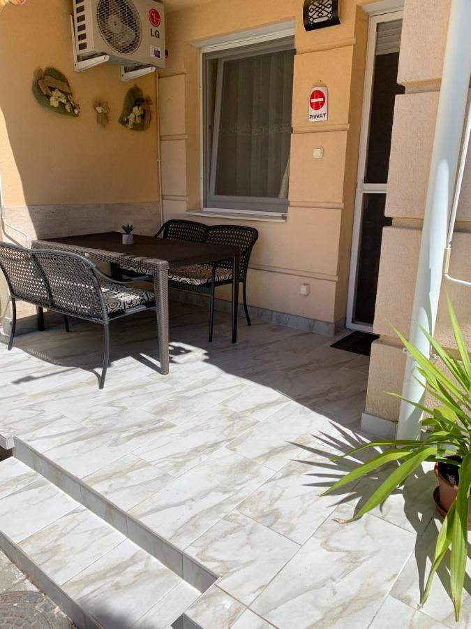 Relax Apartman Hajdúszoboszló Exterior foto